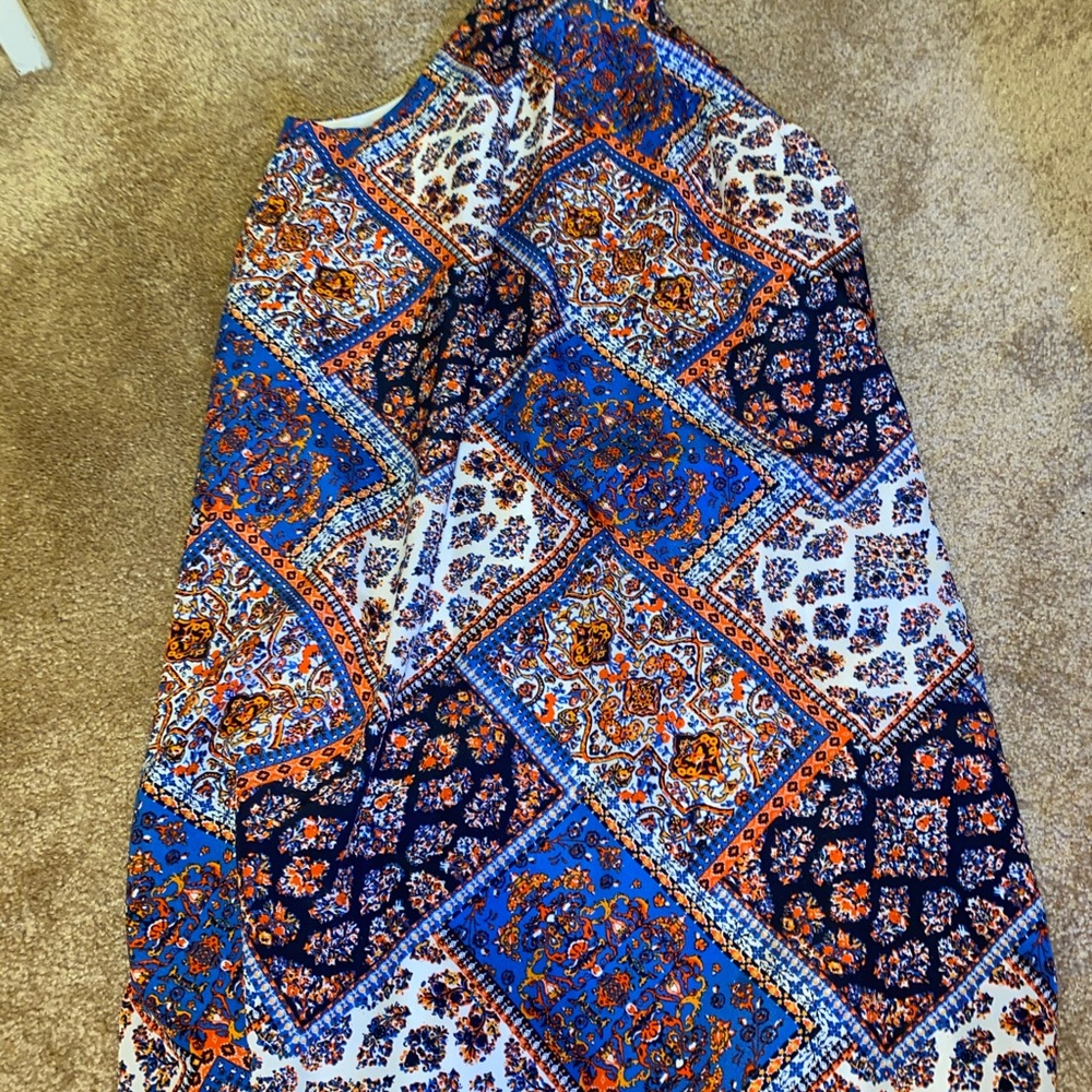 Patterned Dress - Picture 2 of 2
